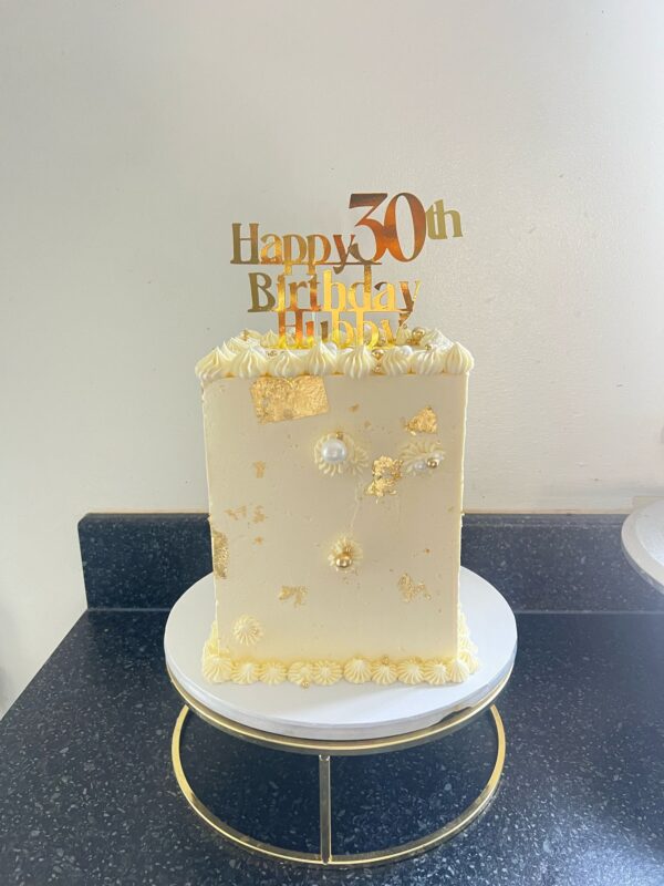 Square Buttercream Cakes - Image 5