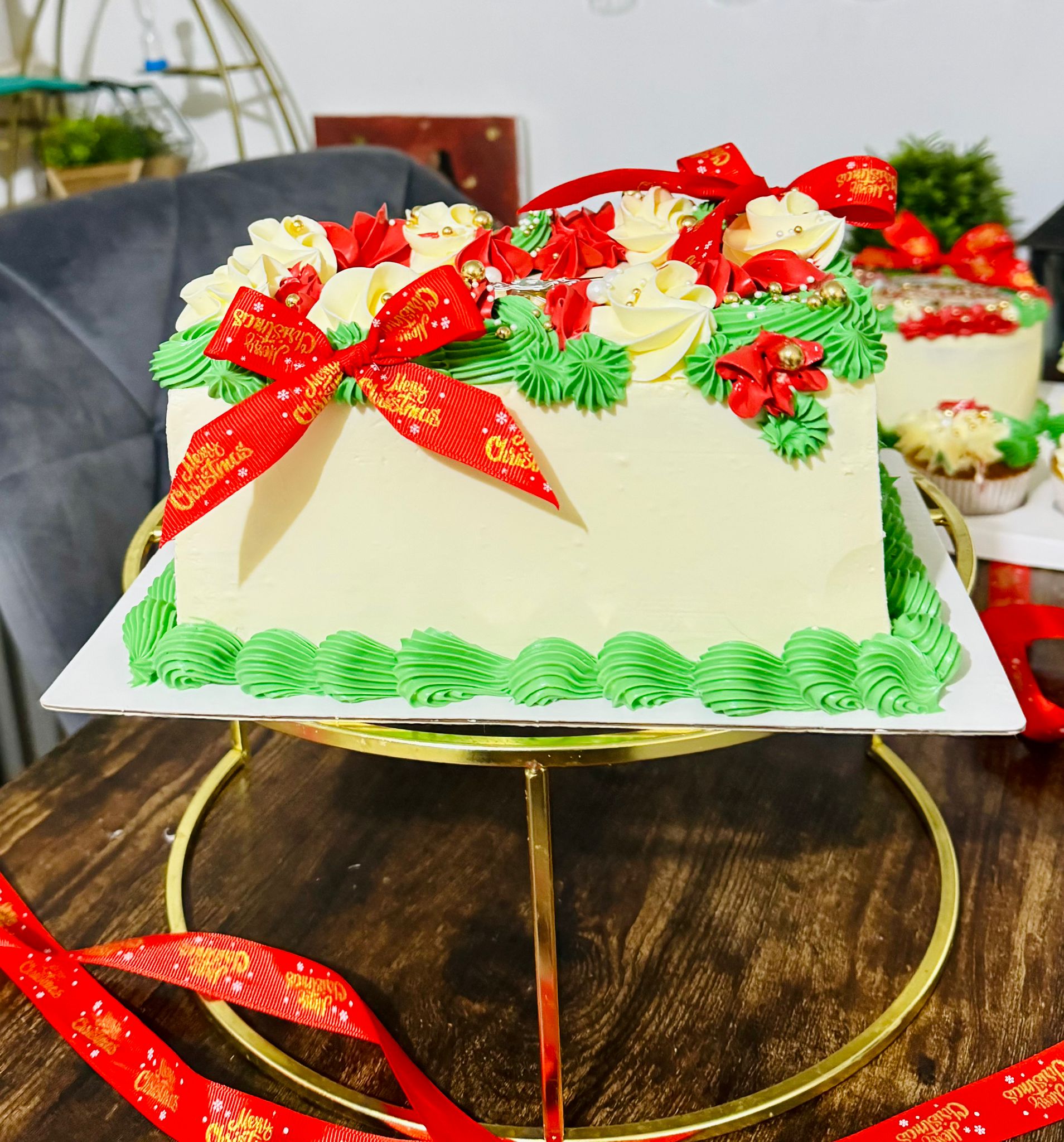 Mummy & Me Christmas Cake Workshop - Image 2